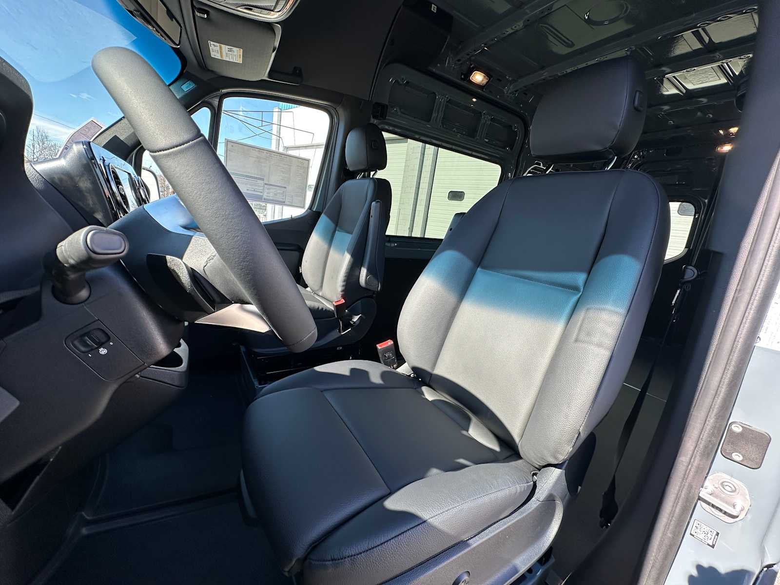 2026 Mercedes-Benz Sprinter 2500 Standard Roof I4 Diesel HO 144 AWD