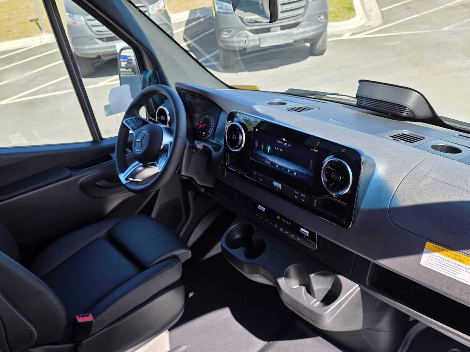 2025 Mercedes-Benz Sprinter Cargo Van Base - Photo 10