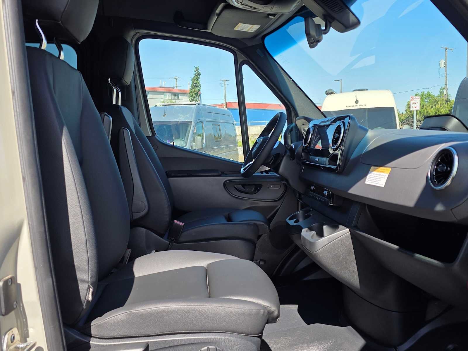 2025 Mercedes-Benz Sprinter Cargo Van Base - Photo 11