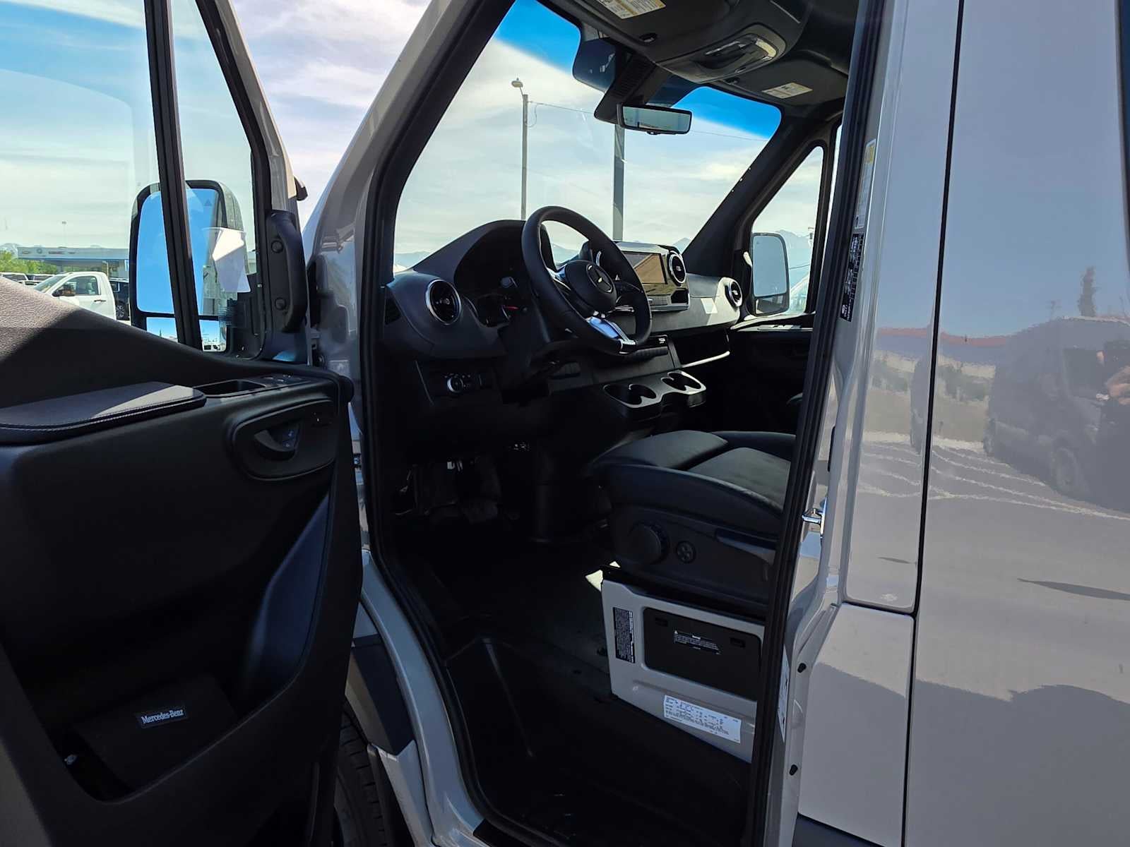 2025 Mercedes-Benz Sprinter Cargo Van Base - Photo 18