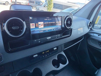 2026 Mercedes-Benz Sprinter Cargo 2500 Standard Roof I4 Diesel 144 RWD