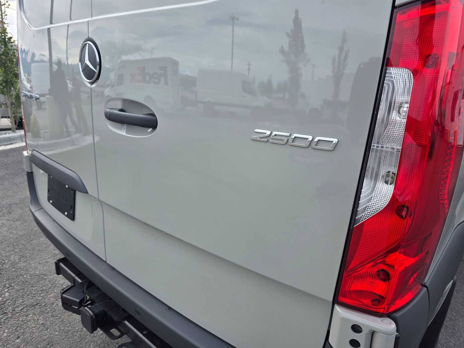 2026 Mercedes-Benz Sprinter 2500 Standard Roof I4 Diesel 144 RWD