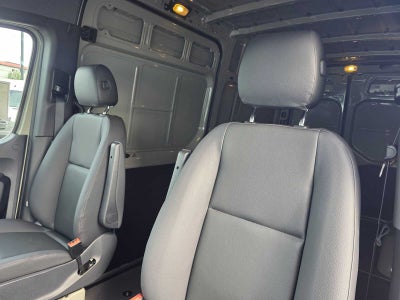 2026 Mercedes-Benz Sprinter 2500 Standard Roof I4 Diesel 144 RWD