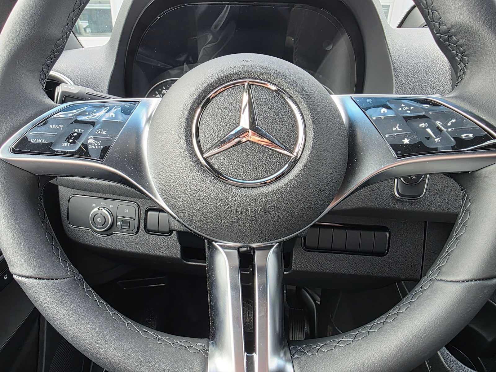 2026 Mercedes-Benz Sprinter 2500 Standard Roof I4 Diesel 144 RWD