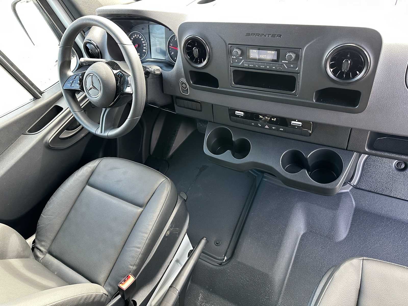 2025 Mercedes-Benz Sprinter Cargo Van 2500 Standard Roof I4 Diesel 144 RWD