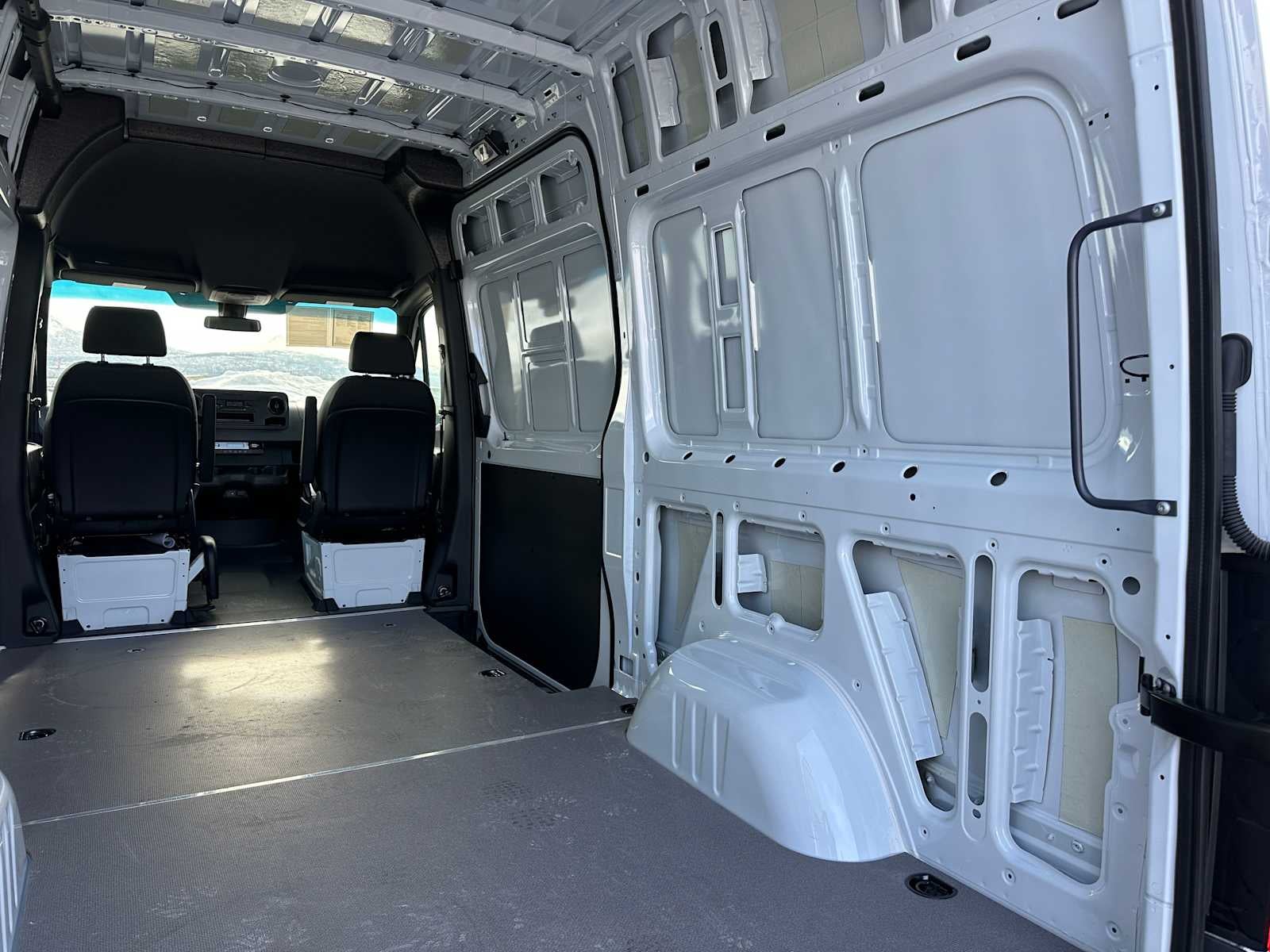 2025 Mercedes-Benz Sprinter Cargo Van 2500 Standard Roof I4 Diesel 144 RWD