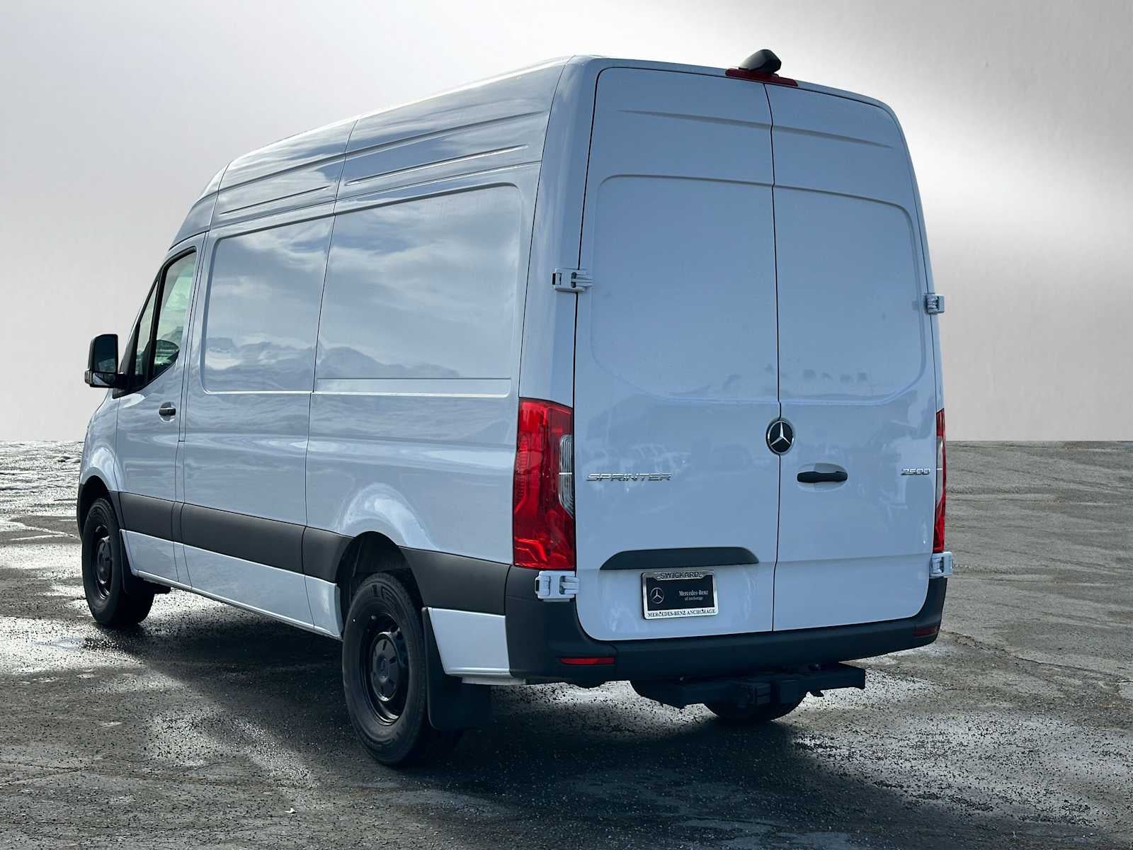 2025 Mercedes-Benz Sprinter Cargo Van 2500 Standard Roof I4 Diesel 144 RWD