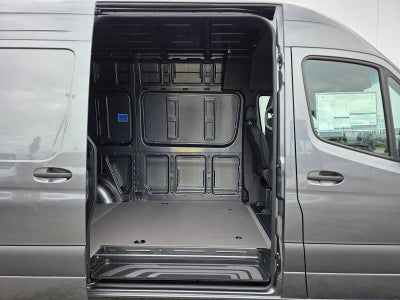 2026 Mercedes-Benz Sprinter 2500 Standard Roof I4 Diesel 144 RWD
