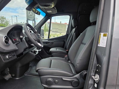 2026 Mercedes-Benz Sprinter 2500 Standard Roof I4 Diesel 144 RWD