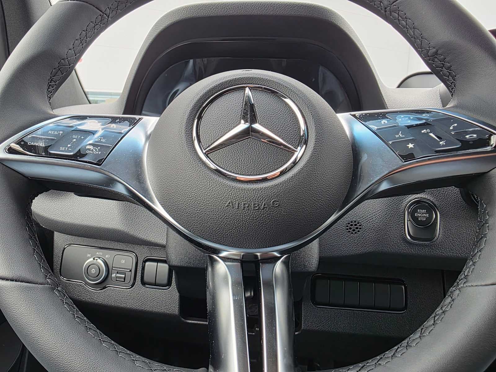 2026 Mercedes-Benz Sprinter 2500 Standard Roof I4 Diesel 144 RWD