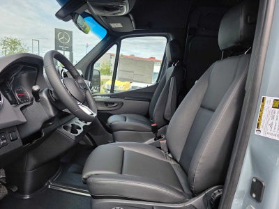2026 Mercedes-Benz Sprinter 2500 Standard Roof I4 Diesel 144 RWD