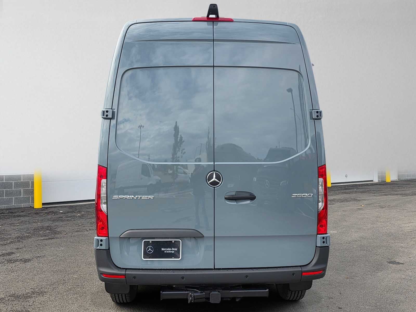 2026 Mercedes-Benz Sprinter 2500 Standard Roof I4 Diesel 144 RWD