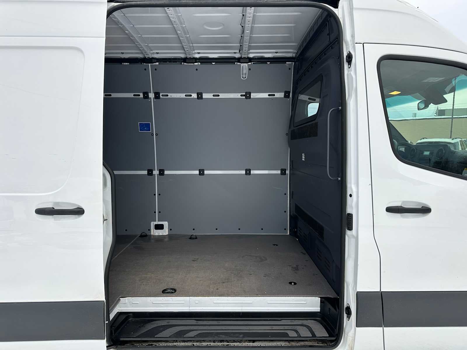 2023 Mercedes-Benz Sprinter 2500 High Roof I4 Diesel 170" Extended RWD