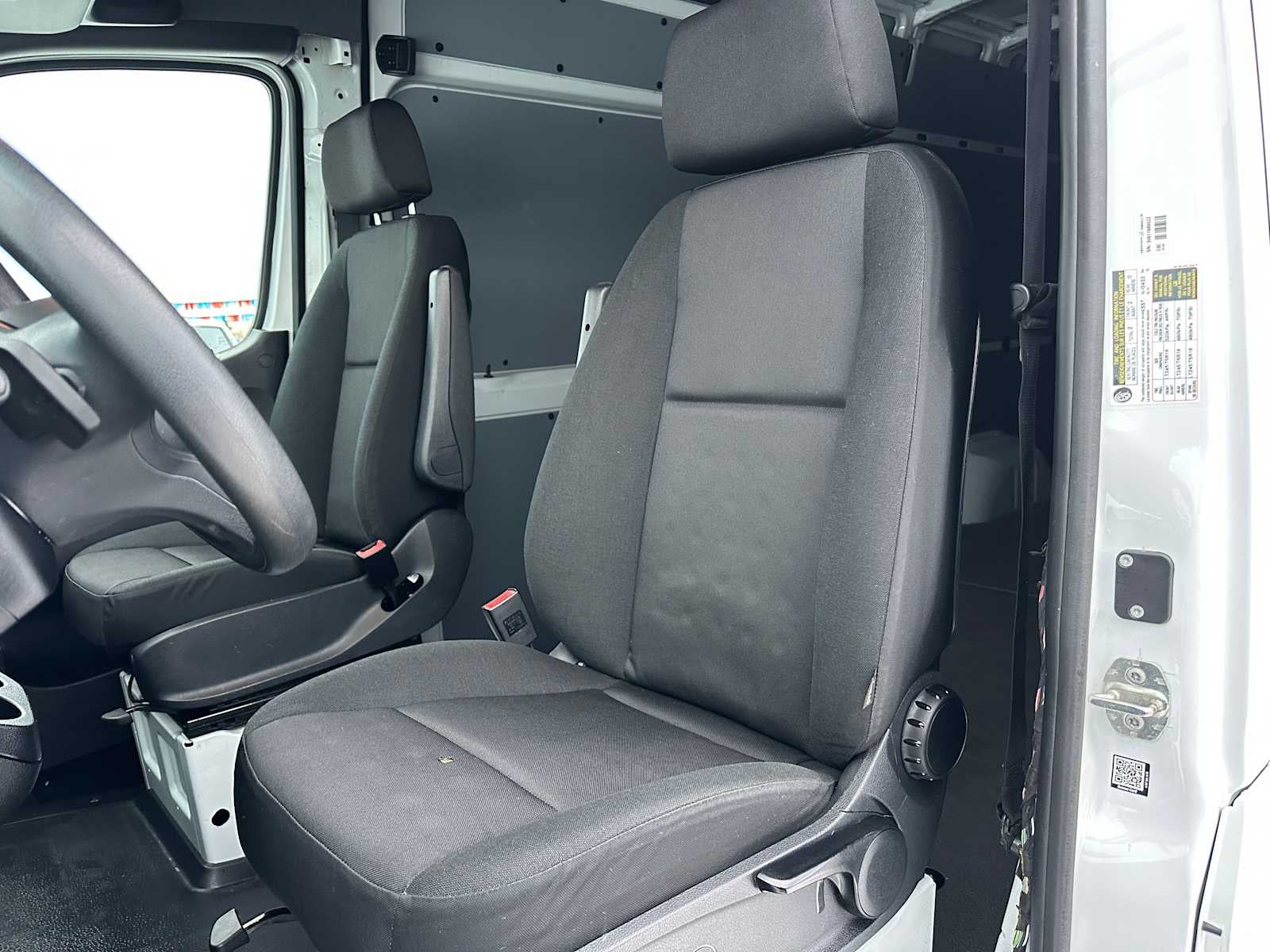 2023 Mercedes-Benz Sprinter 2500 High Roof I4 Diesel 170" Extended RWD