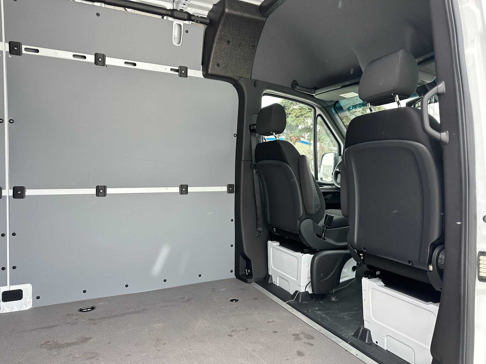 2025 Mercedes-Benz Sprinter 2500 Standard Roof I4 Diesel HO 144" AWD