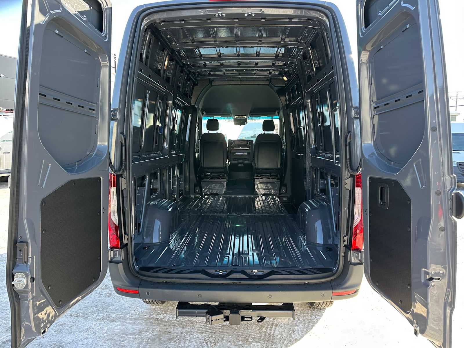 2026 Mercedes-Benz Sprinter 2500 Standard Roof I4 Diesel HO 144" AWD