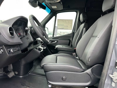 2026 Mercedes-Benz Sprinter 2500 Standard Roof I4 Diesel HO 144 AWD