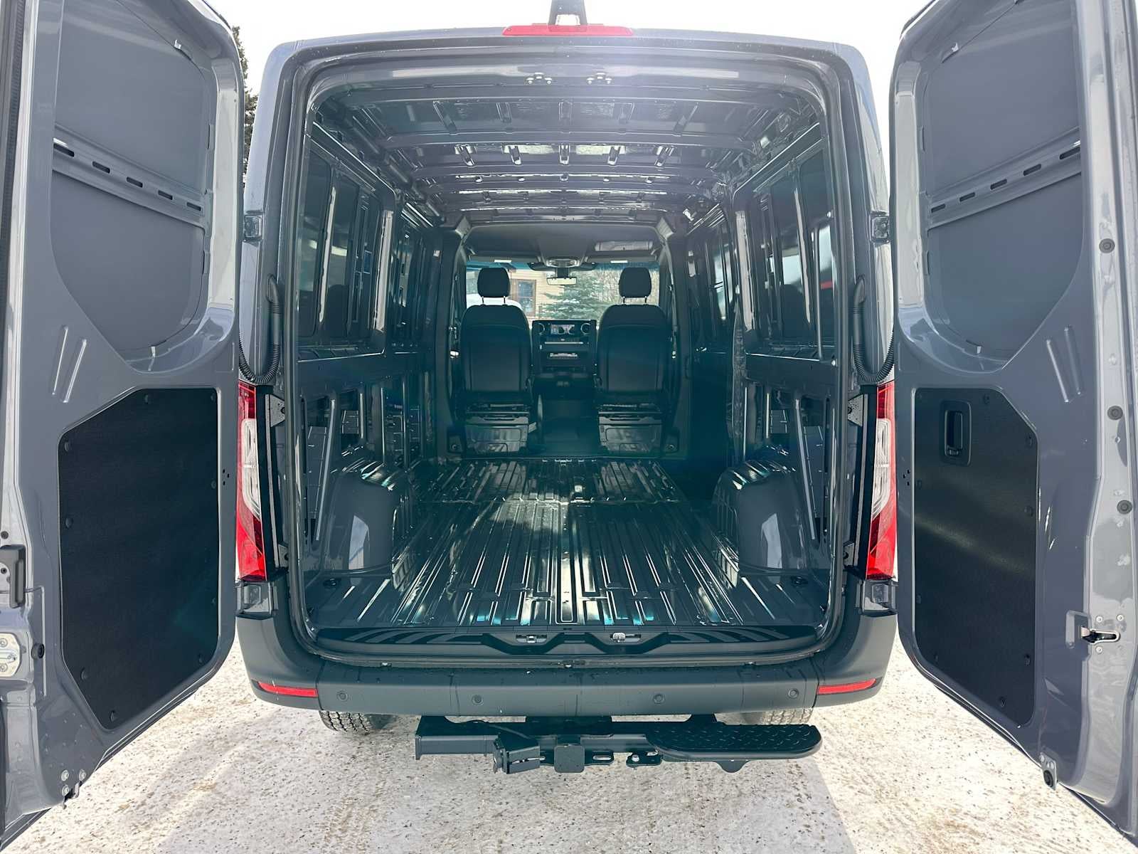 2026 Mercedes-Benz Sprinter 2500 Standard Roof I4 Diesel HO 144 AWD