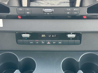 2026 Mercedes-Benz Sprinter 2500 Standard Roof I4 Diesel HO 144 AWD