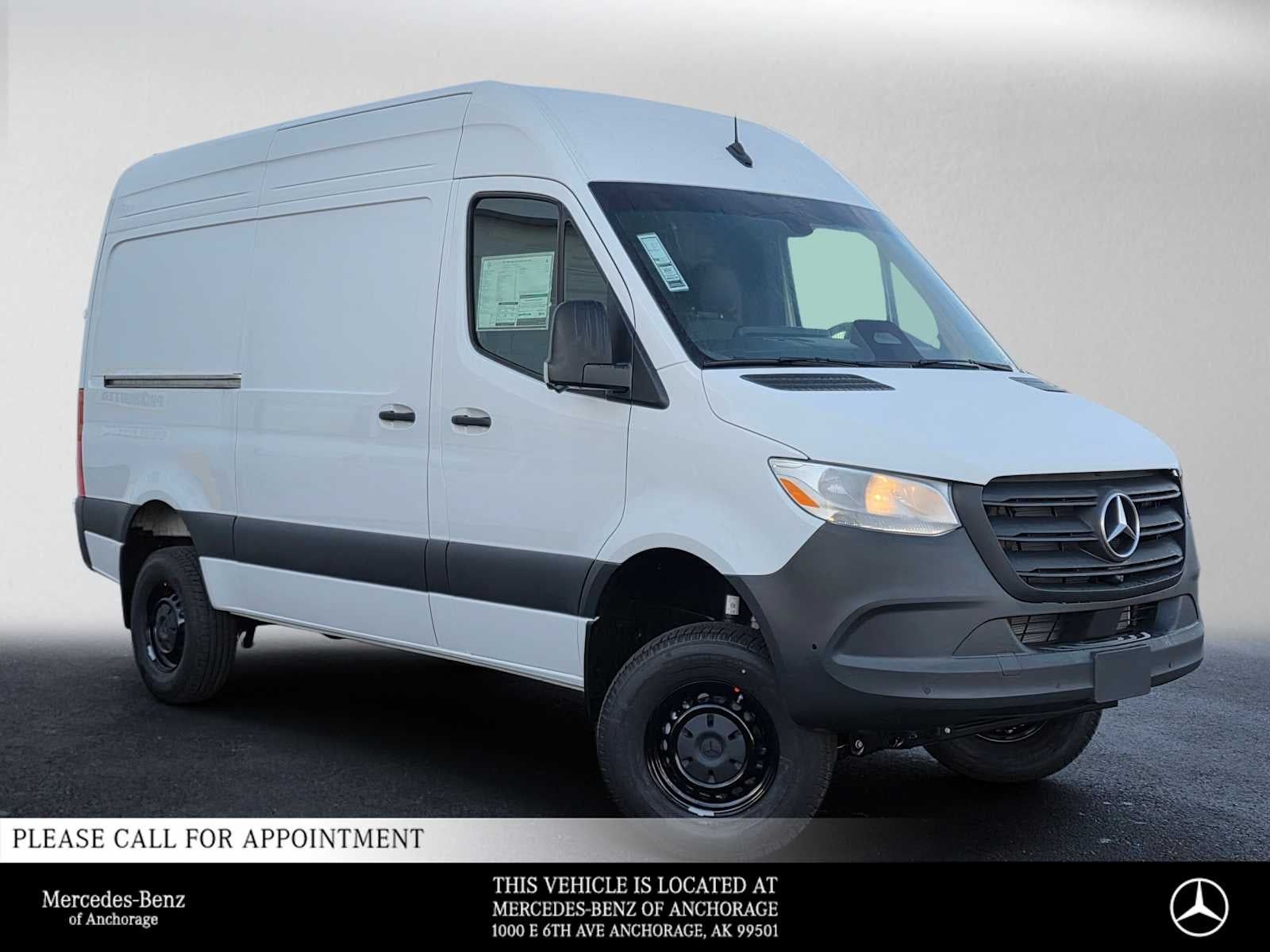 2026 Mercedes-Benz Sprinter Cargo 2500 Standard Roof I4 Diesel HO 144 AWD