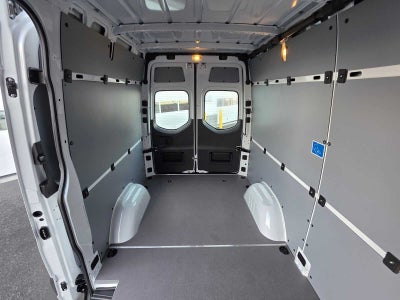 2026 Mercedes-Benz Sprinter Cargo 2500 Standard Roof I4 Diesel HO 144 AWD