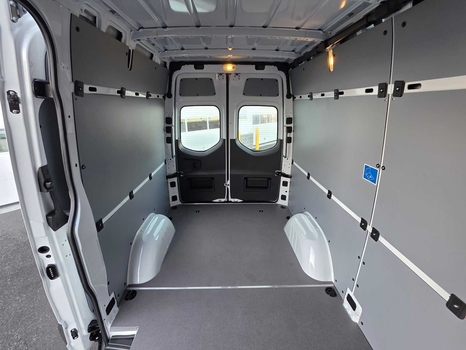 2026 Mercedes-Benz Sprinter Cargo 2500 Standard Roof I4 Diesel HO 144 AWD