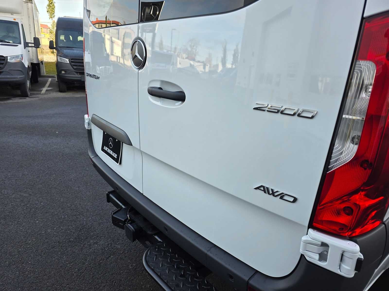 2026 Mercedes-Benz Sprinter Cargo 2500 Standard Roof I4 Diesel HO 144 AWD