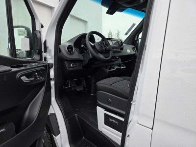 2026 Mercedes-Benz Sprinter 2500 Standard Roof I4 Diesel HO 144 AWD