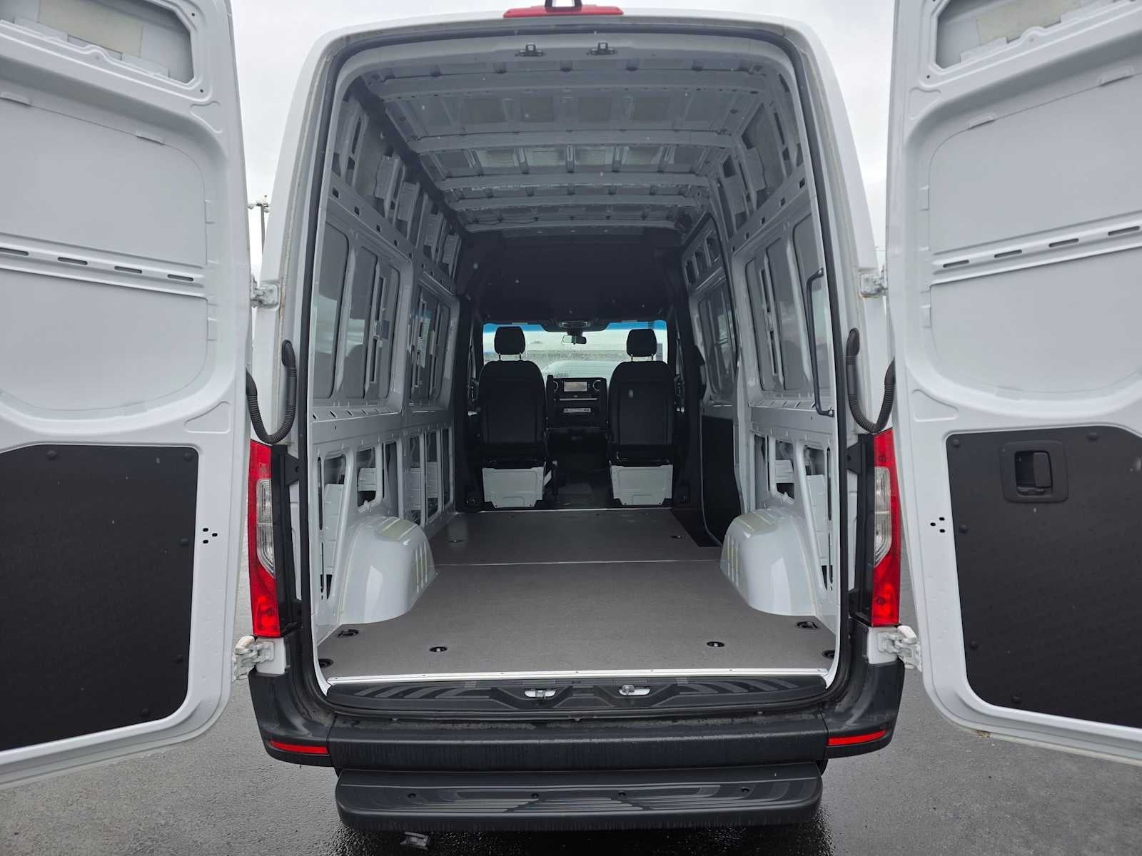 2025 Mercedes-Benz Sprinter Cargo Van 2500 Standard Roof I4 Diesel HO 144 AWD
