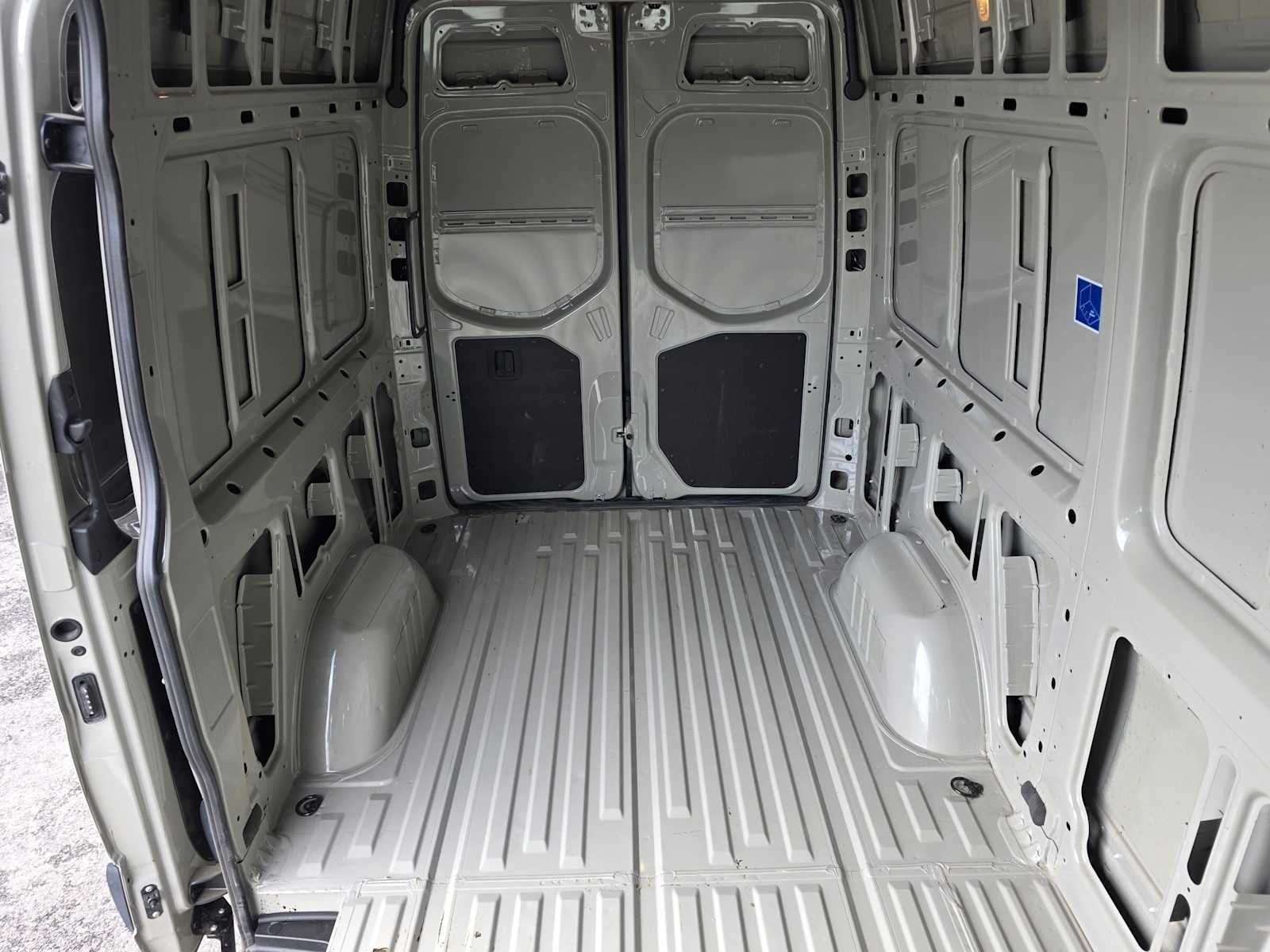 2026 Mercedes-Benz Sprinter 2500 Standard Roof I4 Diesel HO 144 AWD
