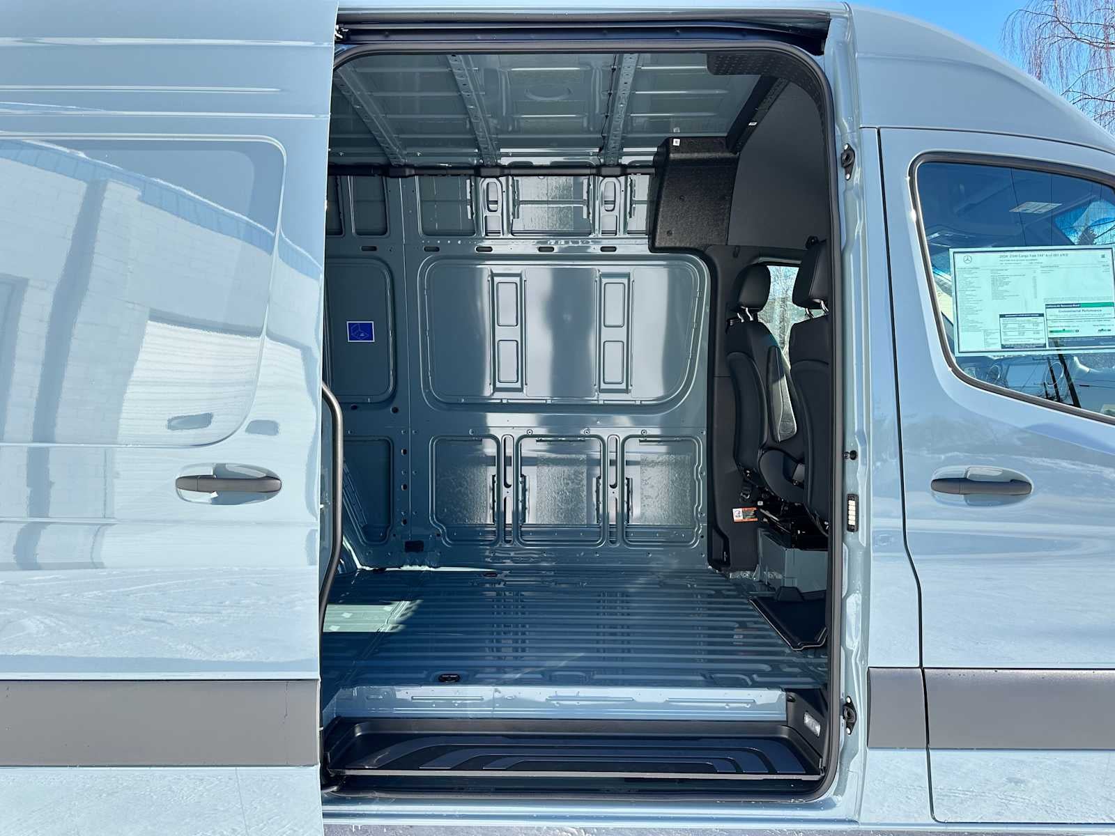 2026 Mercedes-Benz Sprinter 2500 Standard Roof I4 Diesel HO 144 AWD