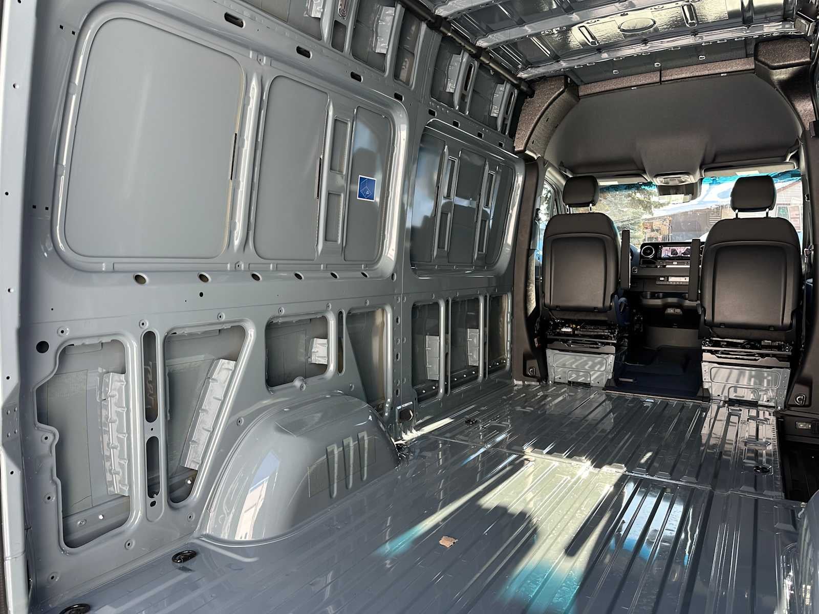 2026 Mercedes-Benz Sprinter 2500 Standard Roof I4 Diesel HO 144 AWD