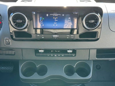 2026 Mercedes-Benz Sprinter 2500 Standard Roof I4 Diesel HO 144 AWD