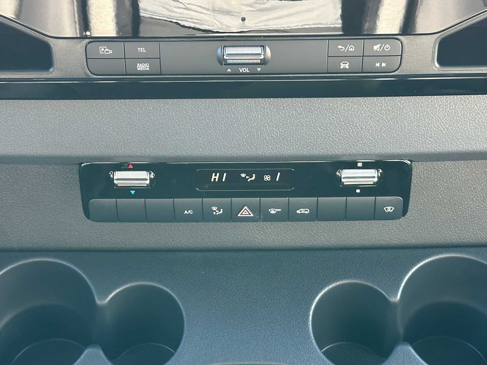 2026 Mercedes-Benz Sprinter 2500 Standard Roof I4 Diesel HO 144 AWD