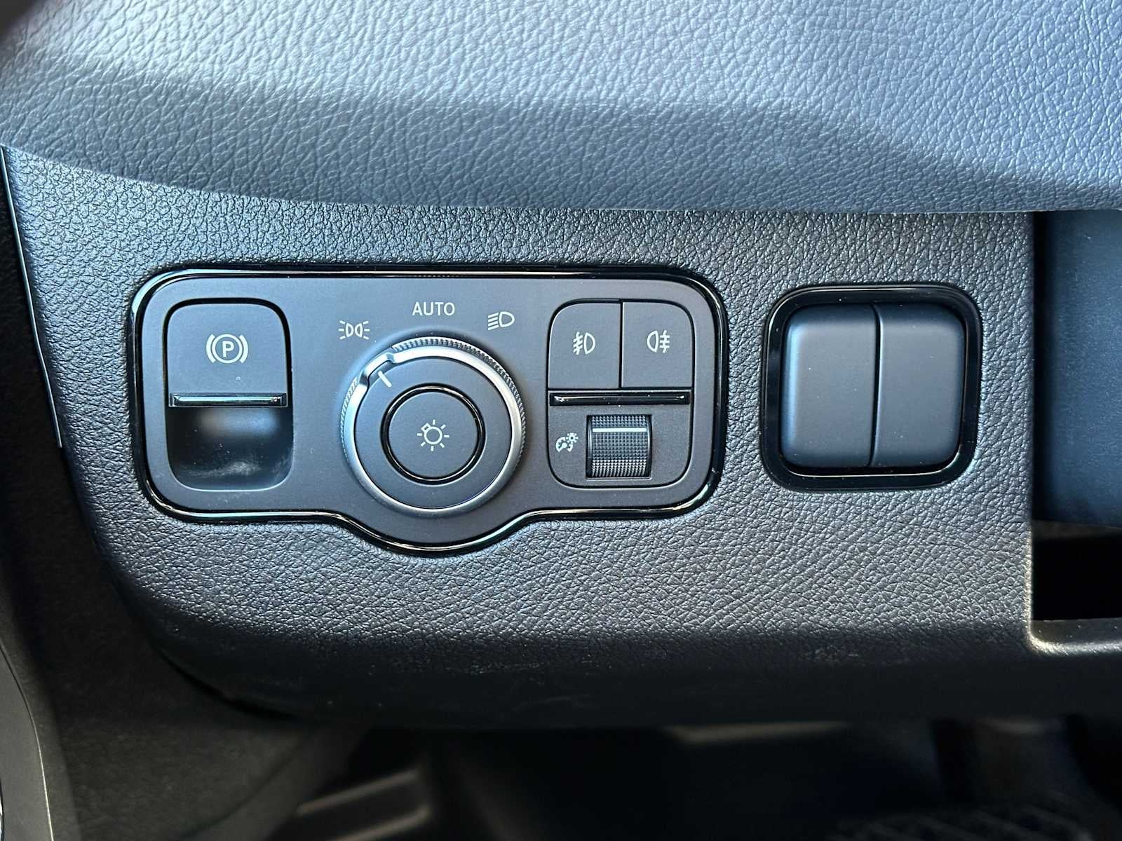 2026 Mercedes-Benz Sprinter 2500 Standard Roof I4 Diesel HO 144 AWD