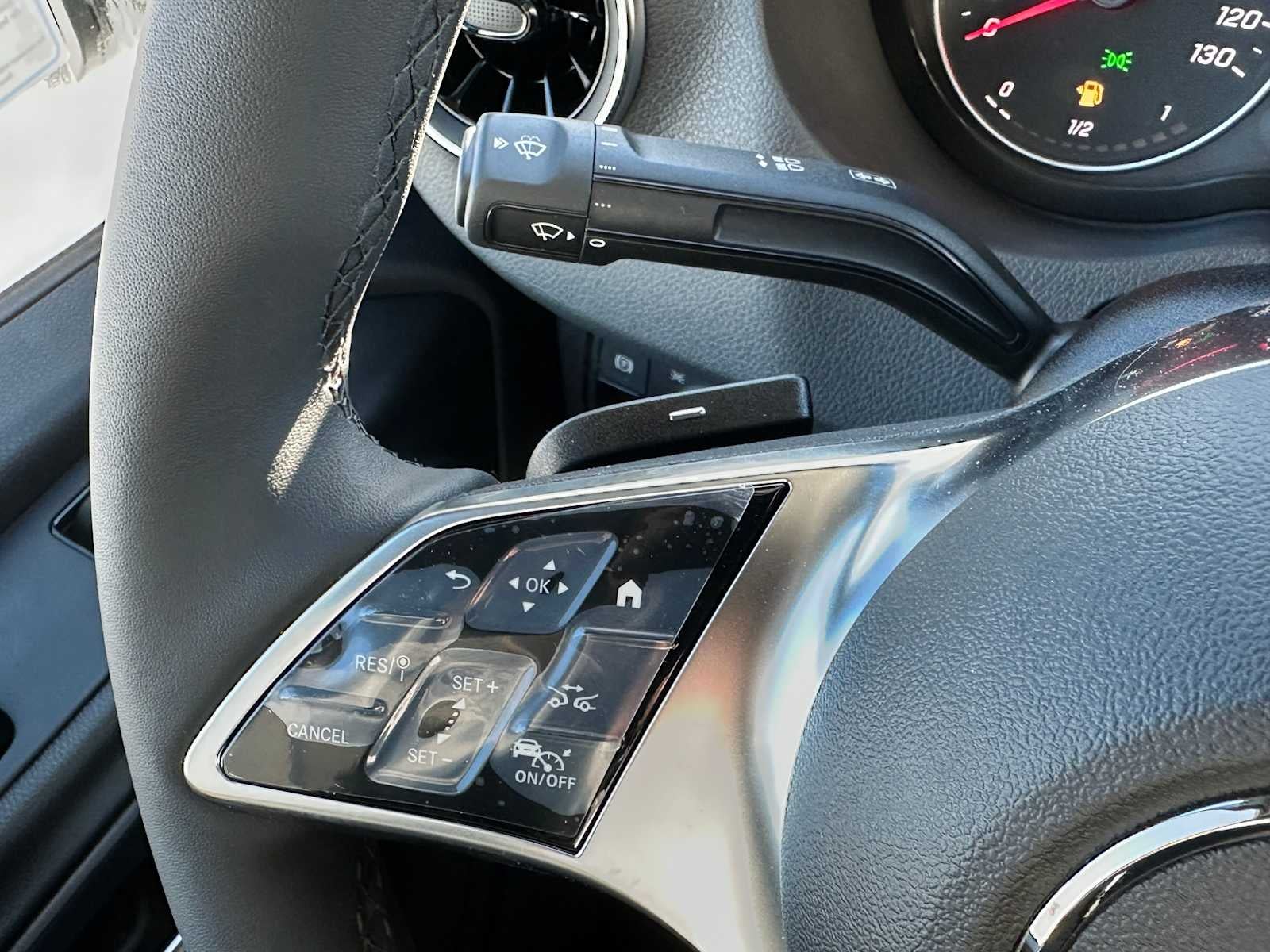 2026 Mercedes-Benz Sprinter 2500 Standard Roof I4 Diesel HO 144 AWD