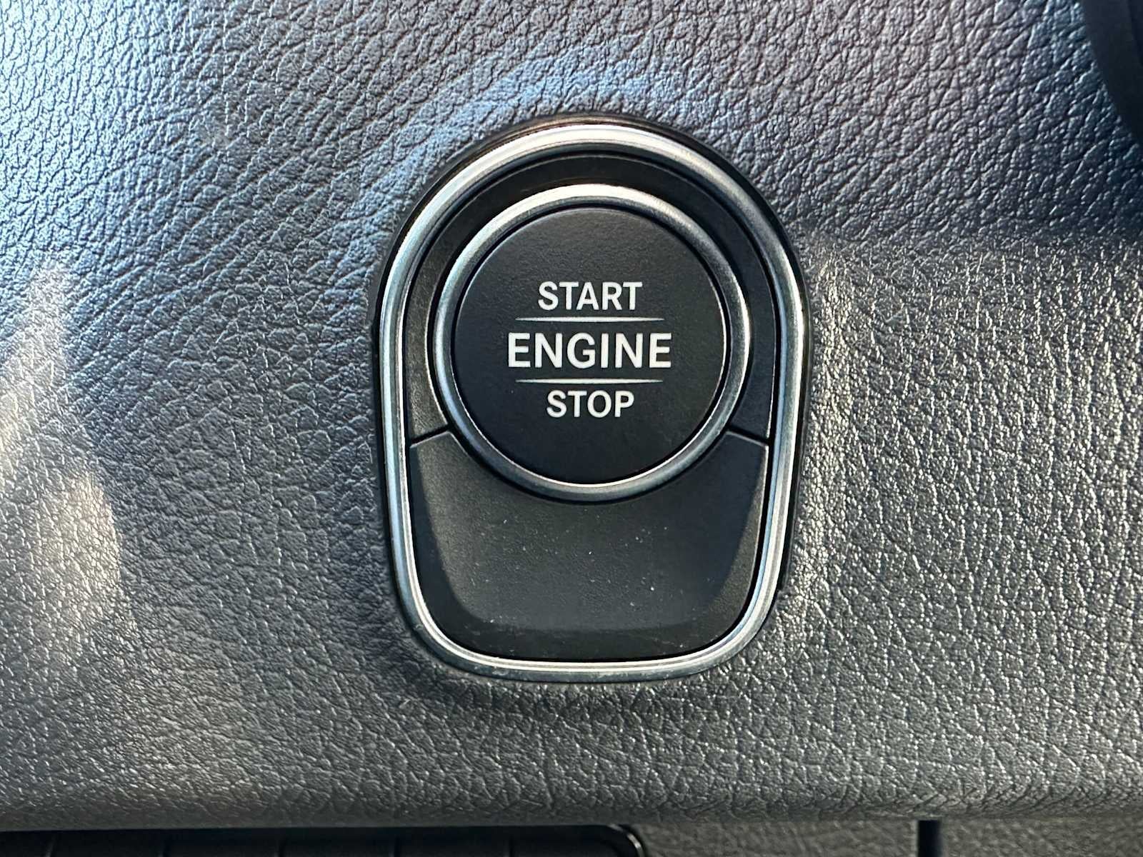 2026 Mercedes-Benz Sprinter 2500 Standard Roof I4 Diesel HO 144 AWD