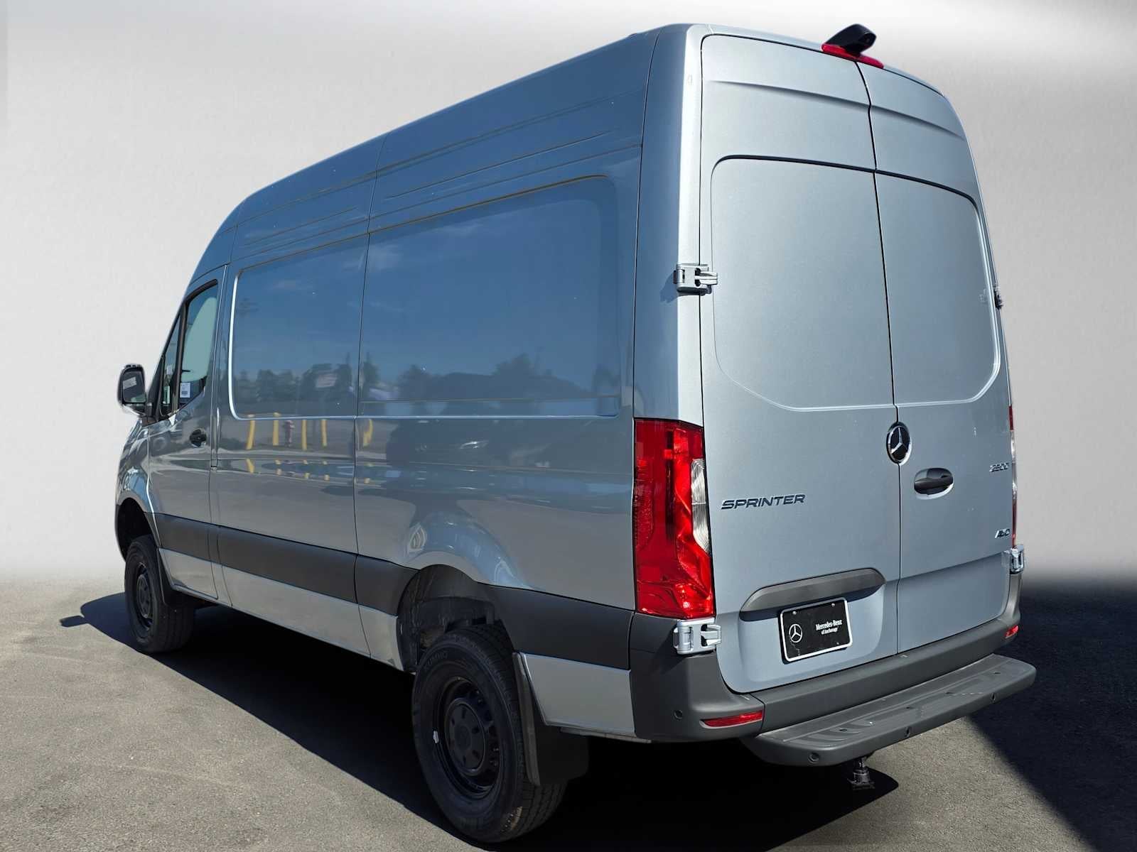 2025 Mercedes-Benz Sprinter Cargo Van 2500 Standard Roof I4 Diesel HO 144 AWD