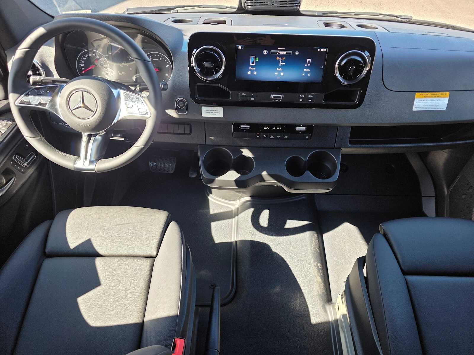 2026 Mercedes-Benz Sprinter 2500 Standard Roof I4 Diesel HO 144 AWD