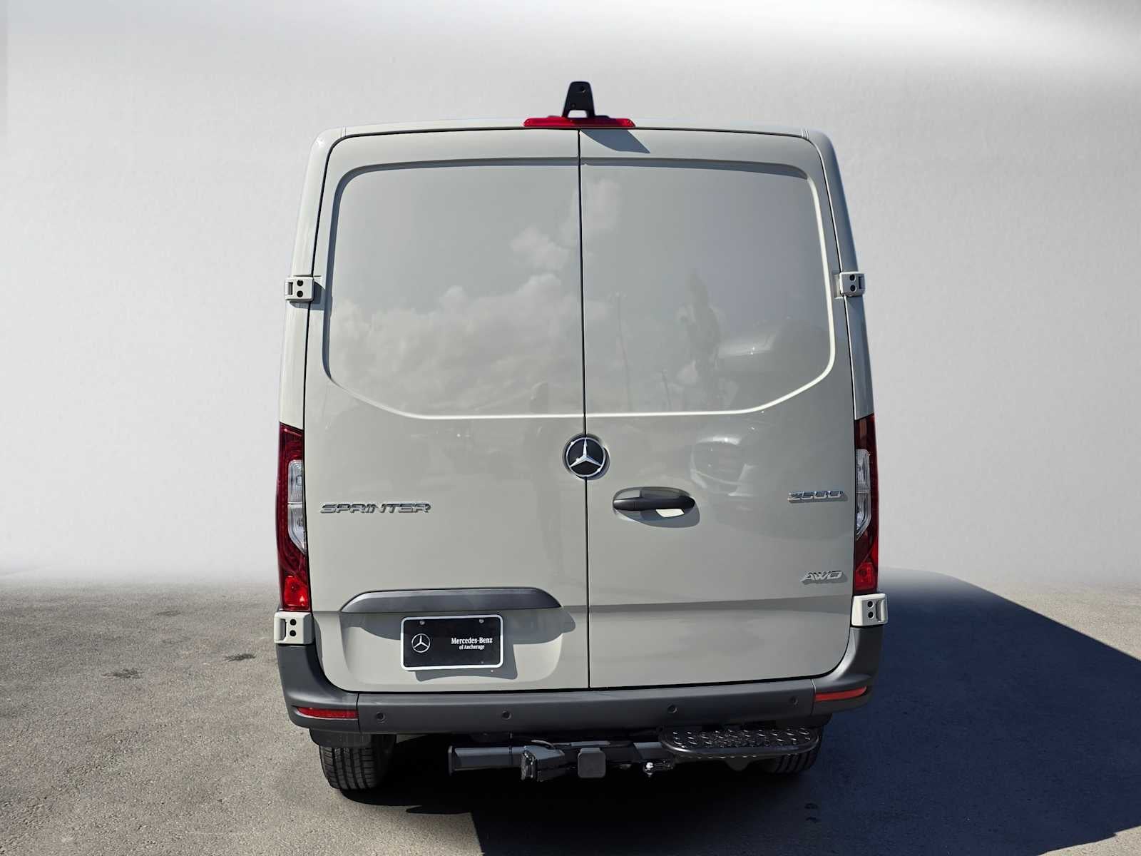 2026 Mercedes-Benz Sprinter 2500 Standard Roof I4 Diesel HO 144 AWD