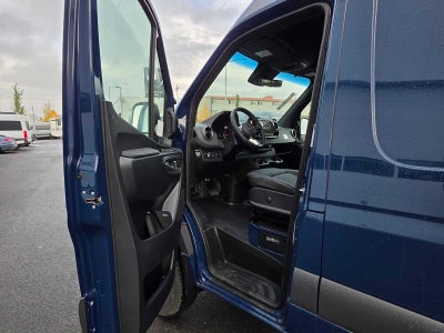 2026 Mercedes-Benz Sprinter Cargo 2500 Standard Roof I4 Diesel HO 144 AWD