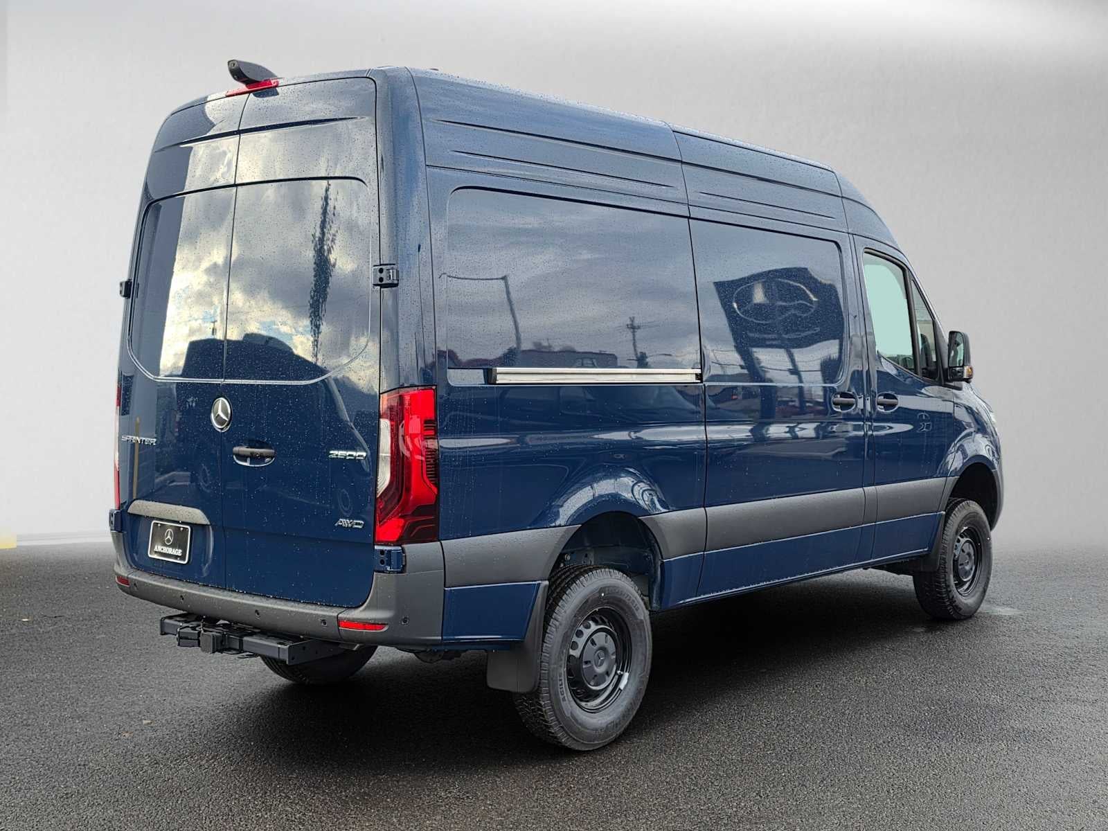 2026 Mercedes-Benz Sprinter Cargo 2500 Standard Roof I4 Diesel HO 144 AWD