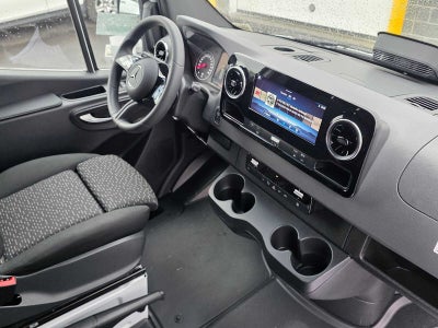 2026 Mercedes-Benz Sprinter 2500 Standard Roof I4 Diesel HO 144 AWD