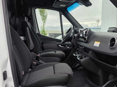 2026 Mercedes-Benz Sprinter 2500 Standard Roof I4 Diesel HO 144 AWD