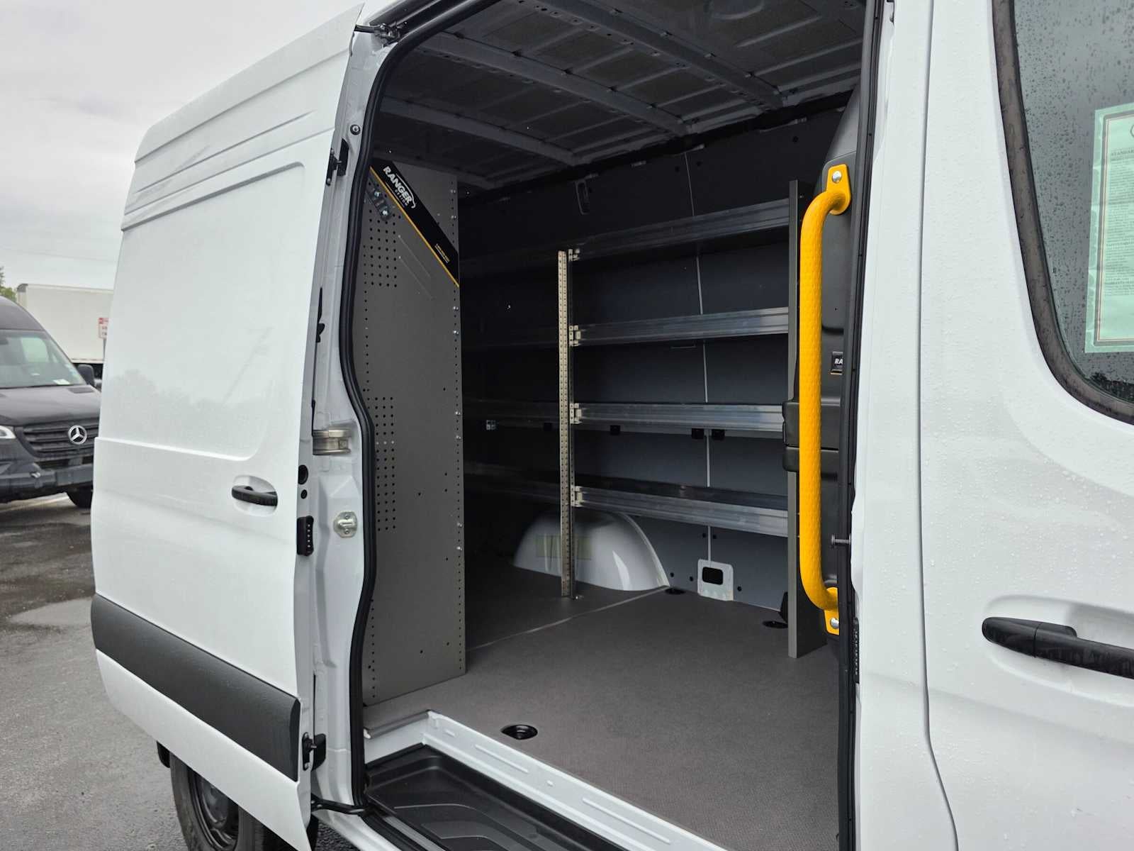 2026 Mercedes-Benz Sprinter 2500 Standard Roof I4 Diesel HO 144 AWD