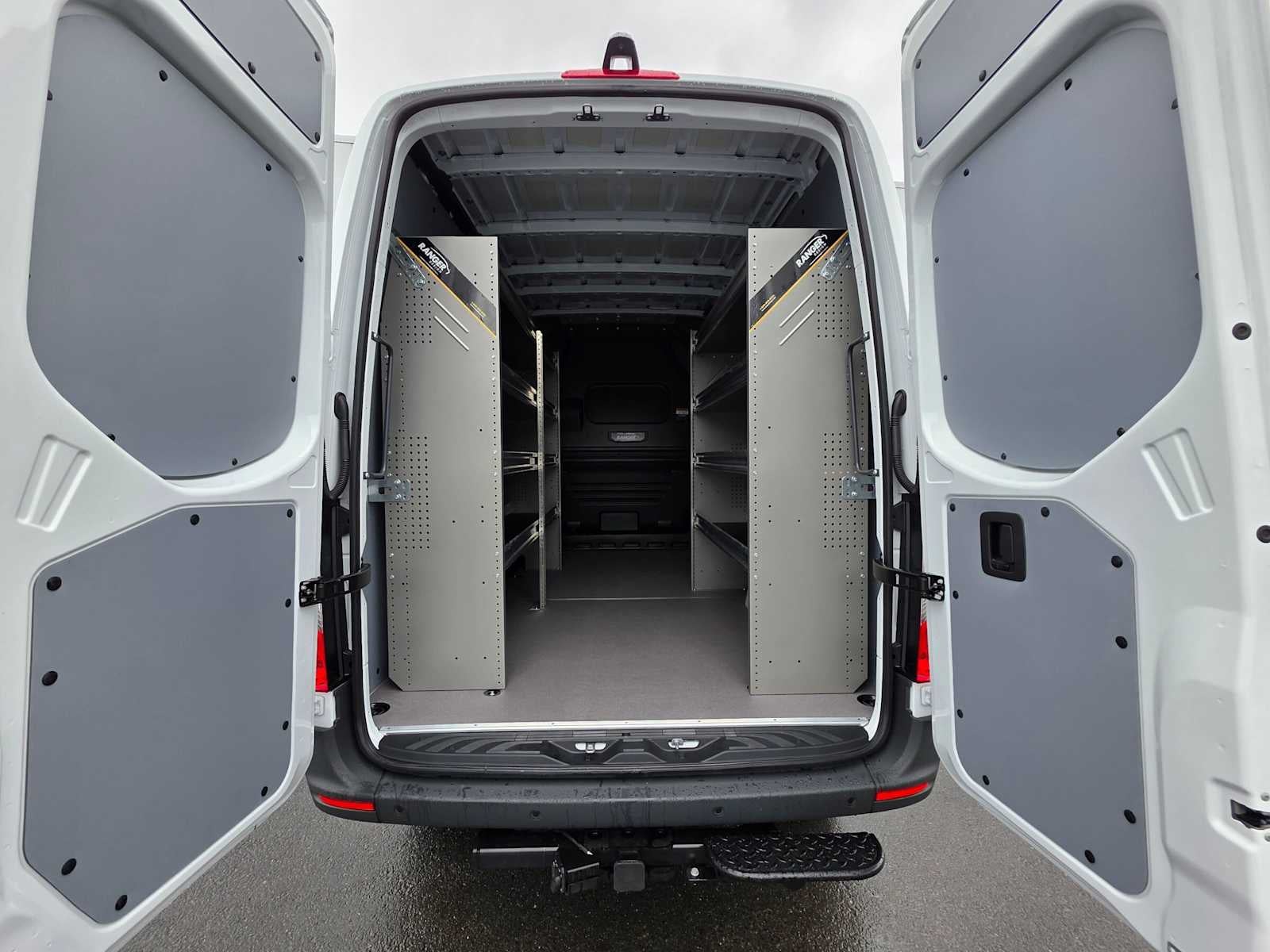 2026 Mercedes-Benz Sprinter 2500 Standard Roof I4 Diesel HO 144 AWD