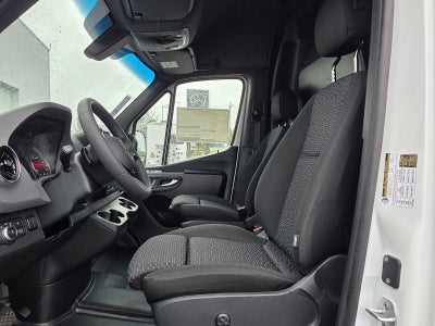 2026 Mercedes-Benz Sprinter 2500 Standard Roof I4 Diesel HO 144 AWD