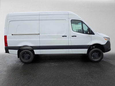 2026 Mercedes-Benz Sprinter 2500 Standard Roof I4 Diesel HO 144 AWD