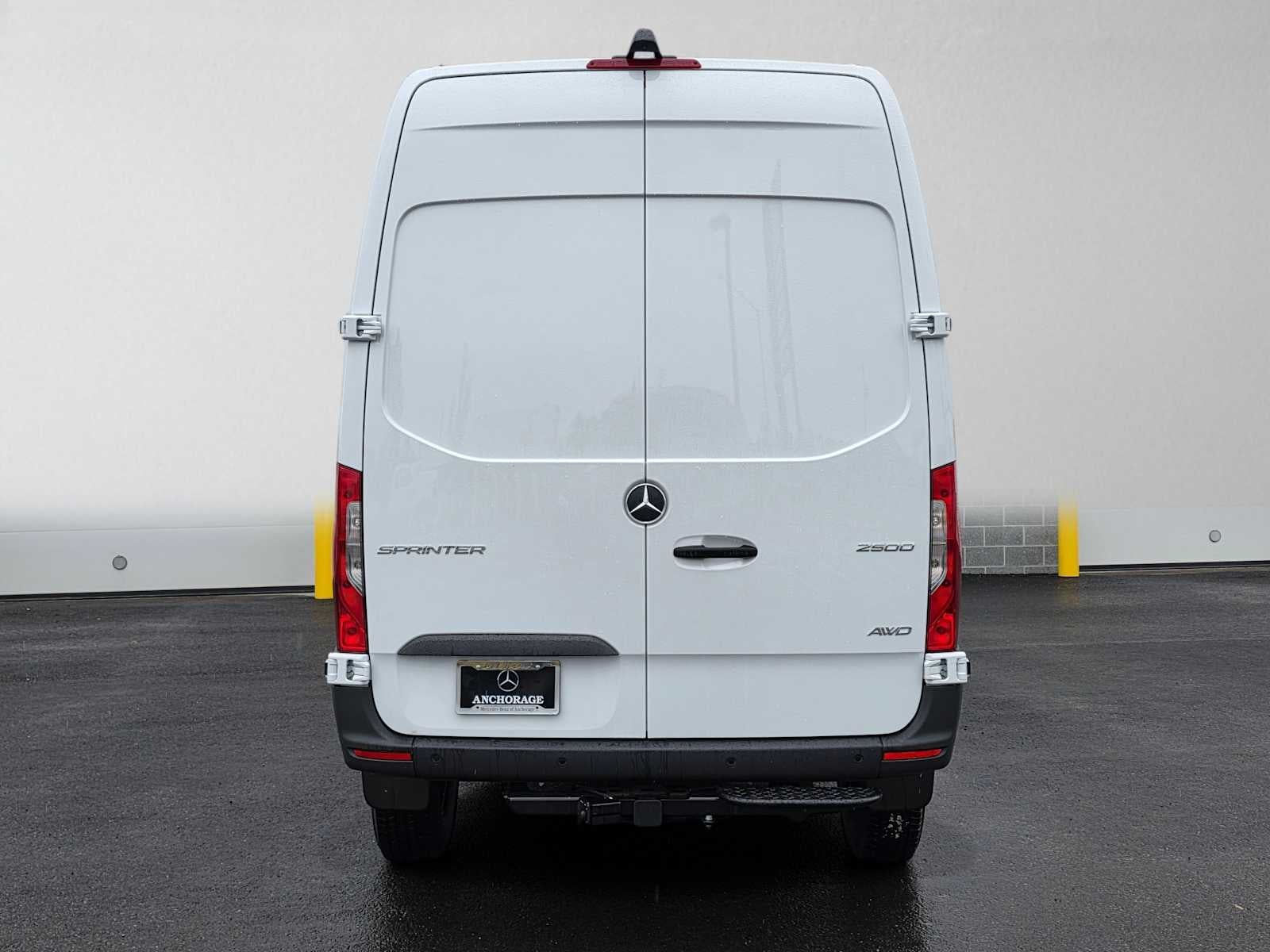 2026 Mercedes-Benz Sprinter 2500 Standard Roof I4 Diesel HO 144 AWD