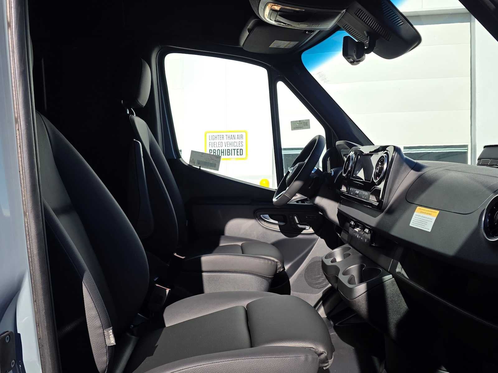 2026 Mercedes-Benz Sprinter Cargo 2500 Standard Roof I4 Diesel HO 144 AWD